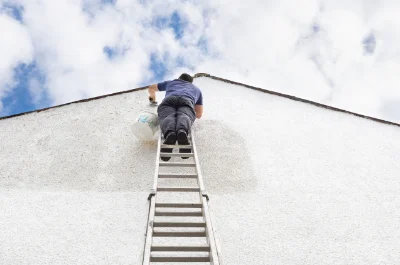Peinture extérieure à Laguinge-Restoue — façades et ravalement